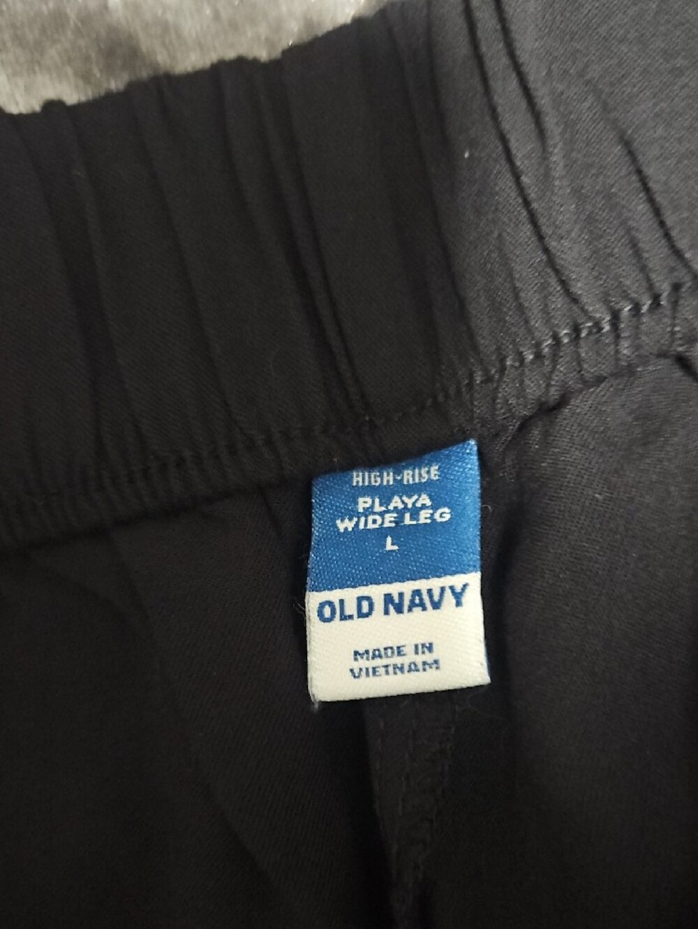 Old Navy Black Wide-Leg Pull-On Pants - Picture 2 of 3
